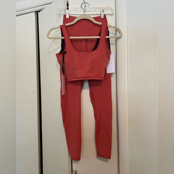 Varley workout set XS NWT - Picture 2 of 16